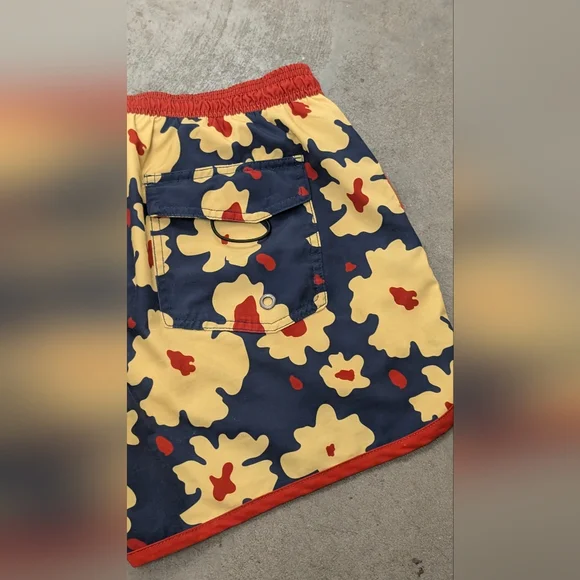 Maamgic Floral Swim Shorts, Medium - Picture 5 of 11